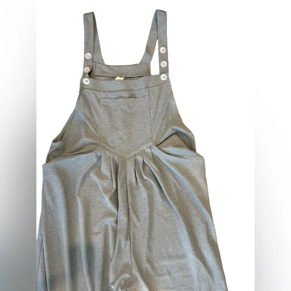HALARA Gray Sleeveless Jumpsuit with Wide-Leg Design - Picture 4 of 8
